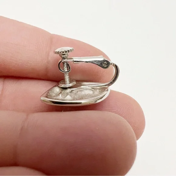 Vintage Modernist Napier Silvertone Angular Screwback Earrings - Picture 3 of 4